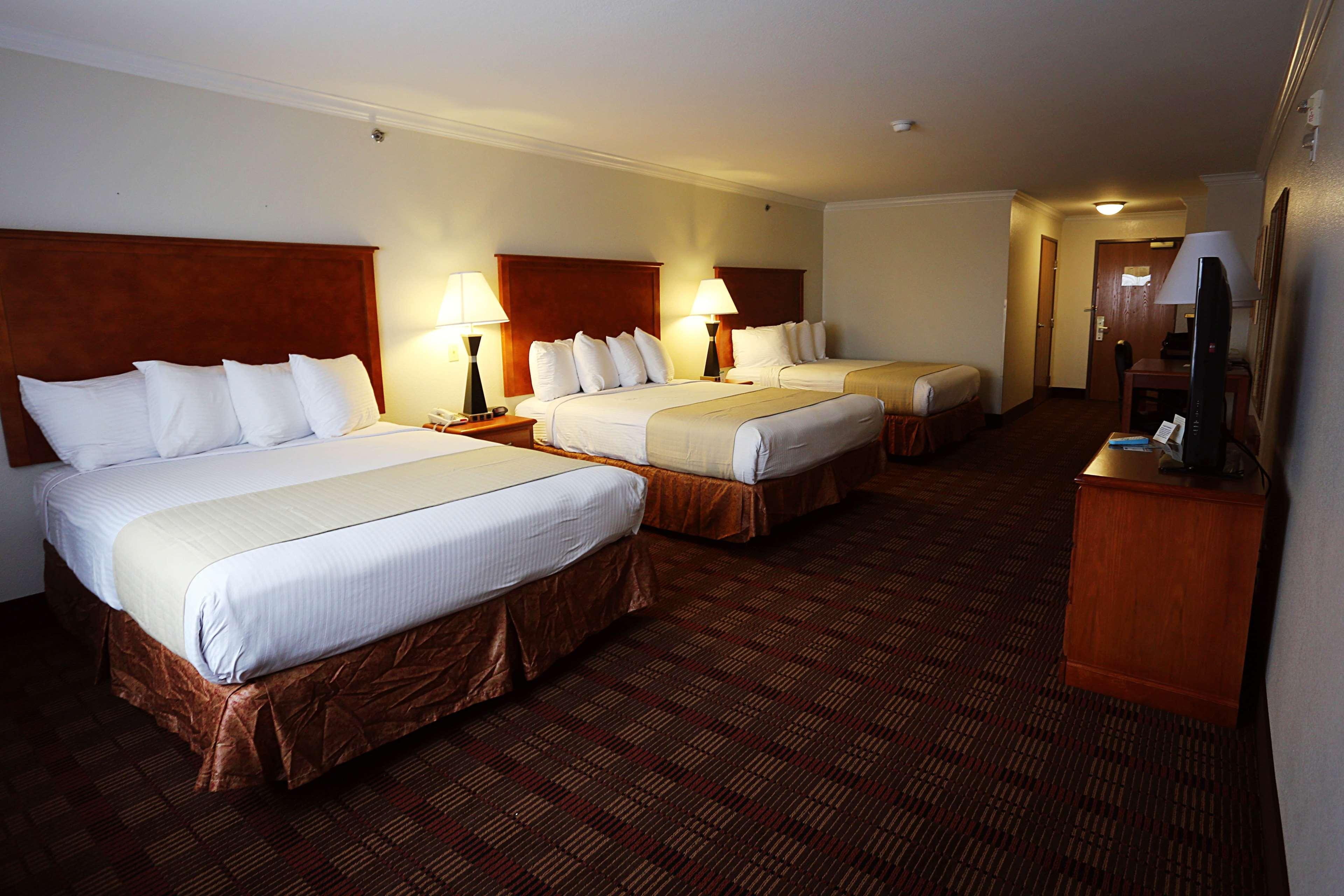 Best Western Club House Inn & Suites Mineral Wells Zewnętrze zdjęcie