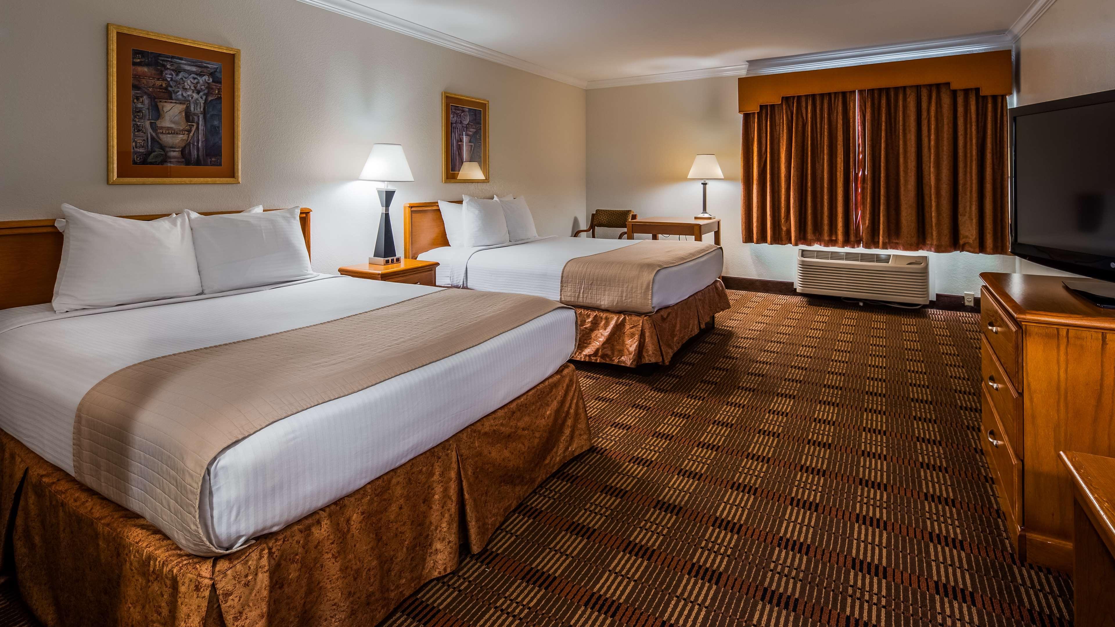 Best Western Club House Inn & Suites Mineral Wells Zewnętrze zdjęcie